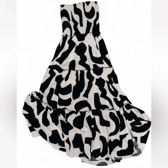 Abel the label— long black and white maxi sleeveless dress - Picture 2 of 3